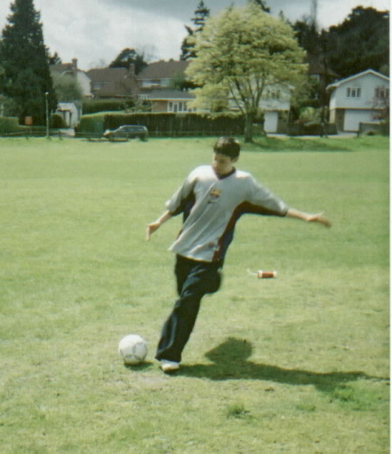 The one-legged striker had trouble with his balance